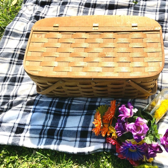 Victorian picnic basket. - Picture 4 of 4